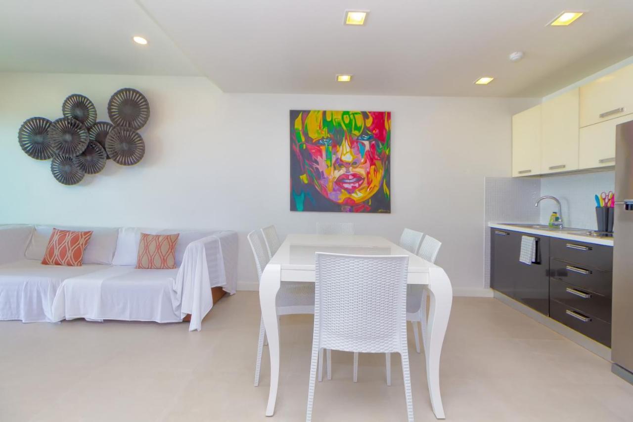 Premium Two-Bedroom Karon Butterfly Suite With Panoramic Sea Views" Kültér fotó