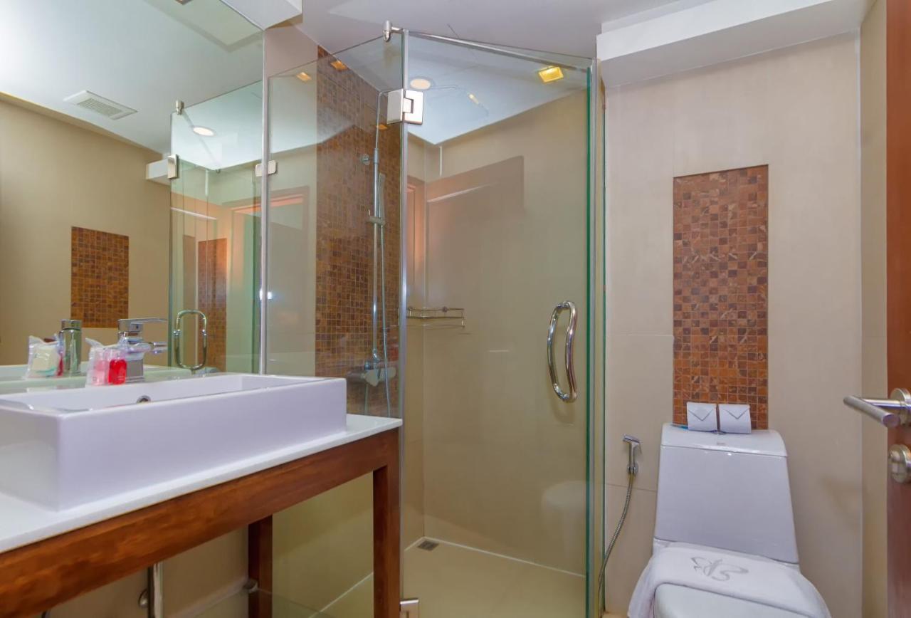 Premium Two-Bedroom Karon Butterfly Suite With Panoramic Sea Views" Kültér fotó