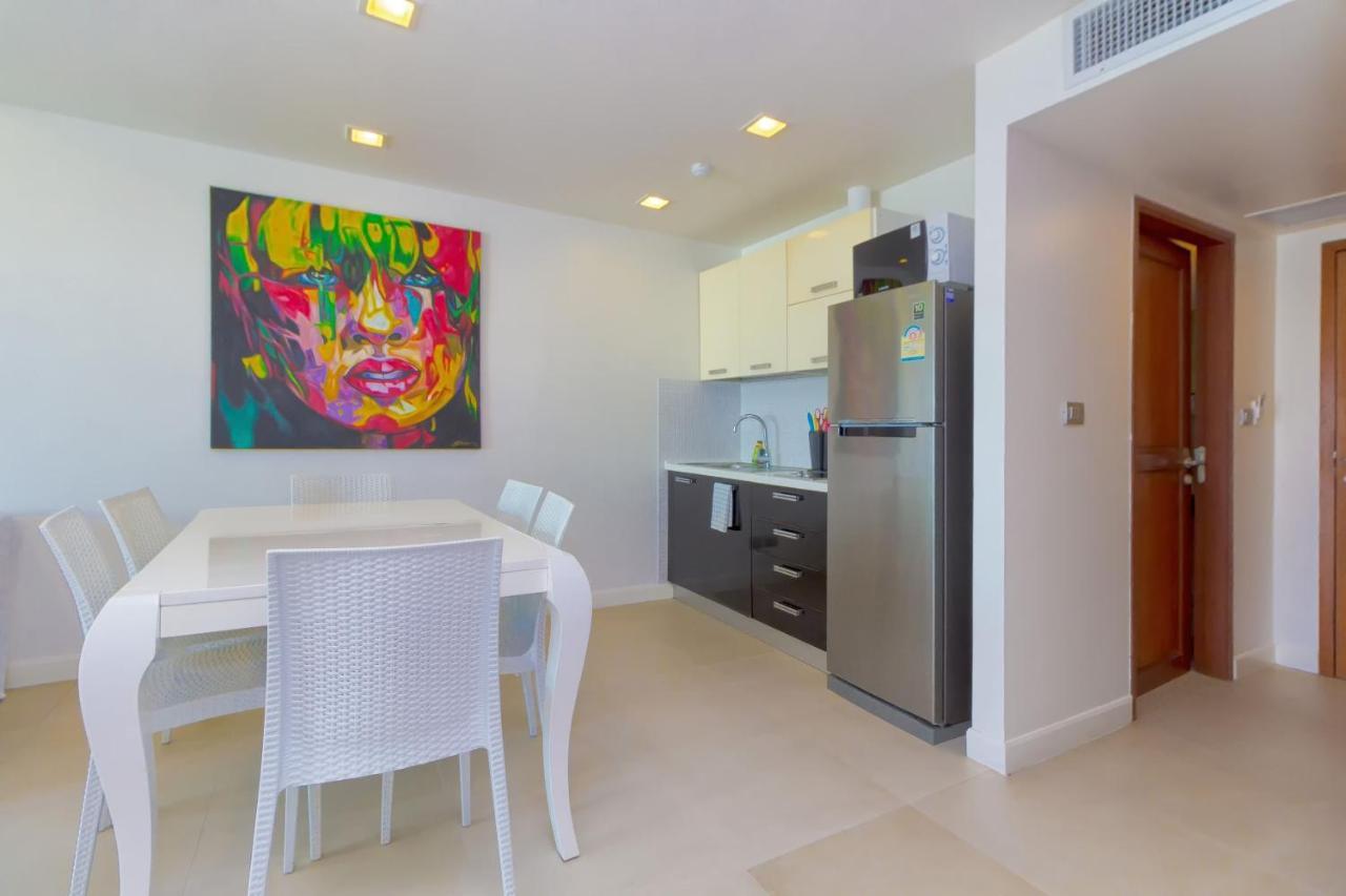 Premium Two-Bedroom Karon Butterfly Suite With Panoramic Sea Views" Kültér fotó